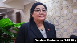 Надира Нарматова.