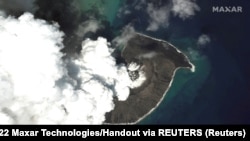 Արբանյակային պատկերը ցույց է տալիս հրաբուխը մինչև ժայթքումը, Տոնգա, դեկտեմբեր, 2021թ.