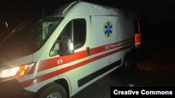 Фото пошкодженого автомобіля оприлюднила пресслужба ДСНС