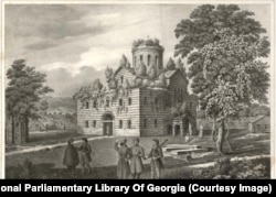 Պիցունդայի տաճարը` Վրաստանից անջատված Աբխազիայում: Երիտասարդ նկարիչը նշել է, որ ռուս ցար Նիկոլայ Առաջինը պատվիրել է վերականգնել քանդվող եկեղեցին, բայց ինքը նկարել է այն` մինչ նորոգումը: «Տանիքը քանդվում է, իսկ գմբեթը ծածկված է նռան ծառերով», - գրել է նա