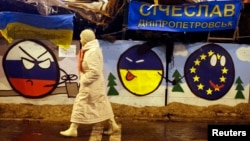 Несмотря на достигнутые в Москве договоренности, Майдан сдаваться не собирается