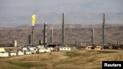 بر اساس گزارش بانک جهانی، عراق سالانه ميلياردها دلار از سوزاندن گاز در مشعل‌ها زيان می‌بيند.