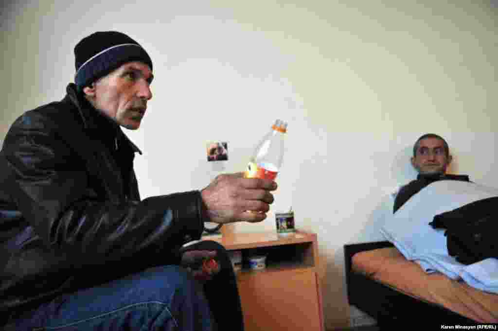 Armenia -- Homeless people in one of Yerevan's shelters, Yerevan, 13Dec2012