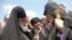Католикос-Патриарх всея Грузии Илия Второй приветствует Католикоса всех армян Гарегина Второго на армяно-грузинской границе, 10 июня 2011 г.  