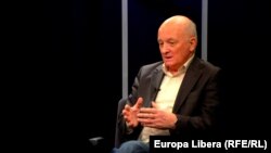 Молдавский политолог Оазу Нантой