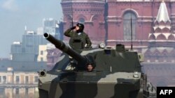 Uinston Çerçill deyirdi ki, Rusiya silaha çox hörmət edir  