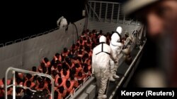 На судні Aquarius перебувають 629 врятованих мігрантів, повідомила гуманітарна організація SOS Mediterranee