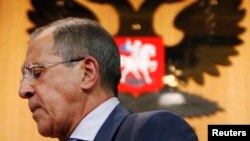 Ռուսաստան -- Արտգործնախարար Սերգեյ Լավրովը հեռանում է մամուլի ասուլիսից հետո, Մոսկվա, 26-ը օգոստոսի, 2013թ.