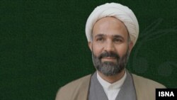 نصرالله پژمانفر، نماینده مشهد و عضو کمیسیون فرهنگی مجلس که گفته می‌شود طرح واگذاری سرورها را ارائه کرده است