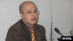 Канадалық кәсіпкер Адонис Дербас. Алматы, 5 қаңтар, 2009 жыл