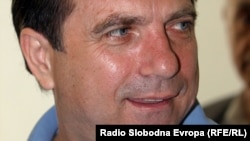 A 2005 photo of former Bosnian Army commander Sakib Mahmuljin (file photo)