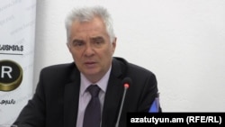 Глава делегации Евросоюза в Армении, посол Петр Свитальски в ходе пресс-конференции, Ереван, 9 февраля 2016 г. 