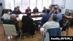 Уфада татар конгрессы вәкиллеге утырышы, архив фотосы