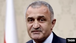 Анатолий Бибилов