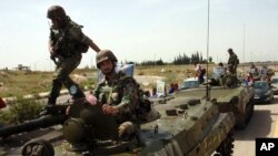 یکی از تانک های ارتش سوریه در نزدیکی شهر درعا