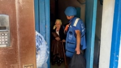 As Drones Close In, Civilians Flee Kostyantynivka With Humanitarian Help