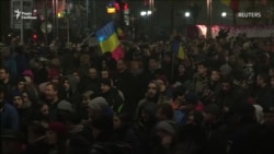 У Румунії тисячі людей вийшли на протест проти перегляду судової системи (відео)