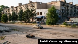 Руйнування в Костянтинівці на Донеччині внаслідок російських ударів, 11 червня 2025 року