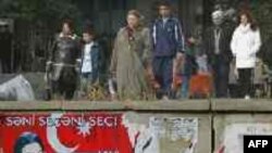 Böyük ehtimalla seçkidə indiki hakimiyyətin rəqibləri əvvəlki müxalifət liderləri olacaq