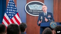 Але Пентагон не підтверджує повідомлення про обмежену кількість північнокорейських військ на окупованих територіях на сході України.