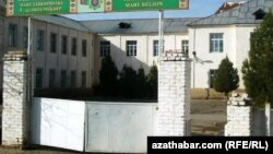 Mekdep. Türkmenistan (illýustrasiýa suraty)