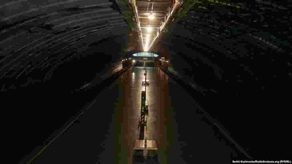 Тим часом столична підземка пустує