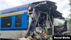 Чехия. Жабыркаган поезддердин бири. 4-август, 2021-жыл. 