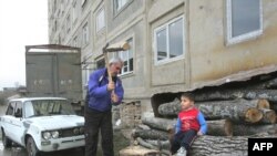 В Южной Осетии ситуация другая – там местный лидер Эдуард Кокойты подавил оппозицию, и как тратятся выделяемые Россией деньги – непонятно