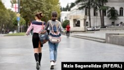 Согласно «традициям», девочки в Грузии чаще всего воспринимаются как объект деторождения и помощницы по хозяйству