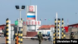 Влада Польщі, слідом за Фінляндією та країнами Балтії, від неділі, 17 вересня, також заборонить в’їзд автівок із російськими номерами на територію країни