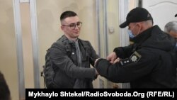 23 лютого Приморський суд Одеси визнав громадського активіста Сергія Стерненка винним у справі про викрадення. Його засудили загалом до семи років ув’язнення і трьох місяців та конфіскації половини наявного майна за обвинуваченням у розбої