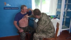 У «сірій зоні» люди не можуть отримати кваліфіковану медичну допомогу – лікар-волонтер (відео)