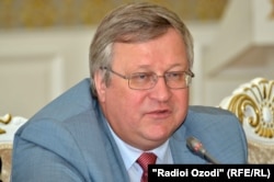 Юрий Крупнов, иқтисоддони рус.