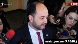 Արայիկ Հարությունյան, արխիվ