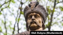 Пам’ятник гетьману України Івану Мазепі у Полтаві