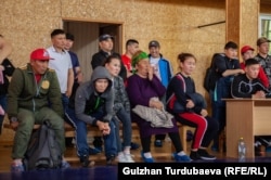 Болельщики соревнований.