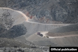 Дорога Ак-Сай − Тамдык.