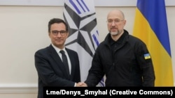 Денис Шмыгаль (справа) и Маркос Перестрелло пришли к согласию, что Европа, Соединенные Штаты и Украина должны работать вместе «для установления справедливого и длительного мира», заявил премьер