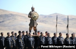Казак жоокерлери Отар аскердик машыгуу жайында. 07.8.2019.