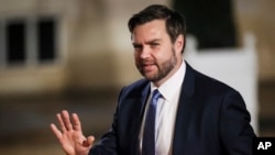  Муовини президенти ИМА Ҷей Ди Венс