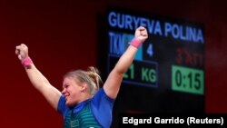  Полина Гурьева выиграла первую олимпийскую медаль для Туркмении.