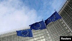 «Планів щодо заморожування фінансування України з боку ЄС не існує. Зараз важливо те, що Україна має незалежні антикорупційні органи і впроваджує необхідні реформи»