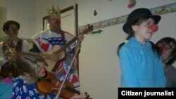 Нохчийчоь -- Жухарг Пэтч Адамс а, цуьнан тоба а Соьлж-ГIалахь. 27Лахь2013.