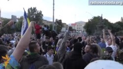 Будівлю посольства Росії у Києві закидали яйцями і зеленкою