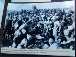 Матеріали виставки, присвяченої Нестору Махну в Дніпровському історичному музеї імені Дмитра Яворницького. Дніпро, 7 листопада 2018 року