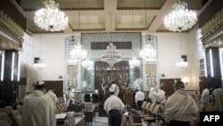 کنیسه یهودیان در خیابان یوسف آباد تهران (عکس از آرشیو)