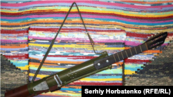 Гитара, сделанная из гранатомета