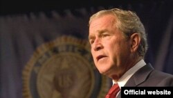 جورج بوش رييس جمهوری آمريکا، از روند تحولات امنیتی در عراق ابراز رضایت کرد