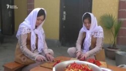 Кош түгөйлөр кантип таанышып, үйлөнүшкөн?