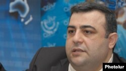 Հովհաննես Քոչարյան, արխիվ